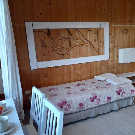 B&B L'Ortensia ピゾーニェ エクステリア 写真